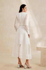 Solid Lace Lantern Sleeve Midi Dress