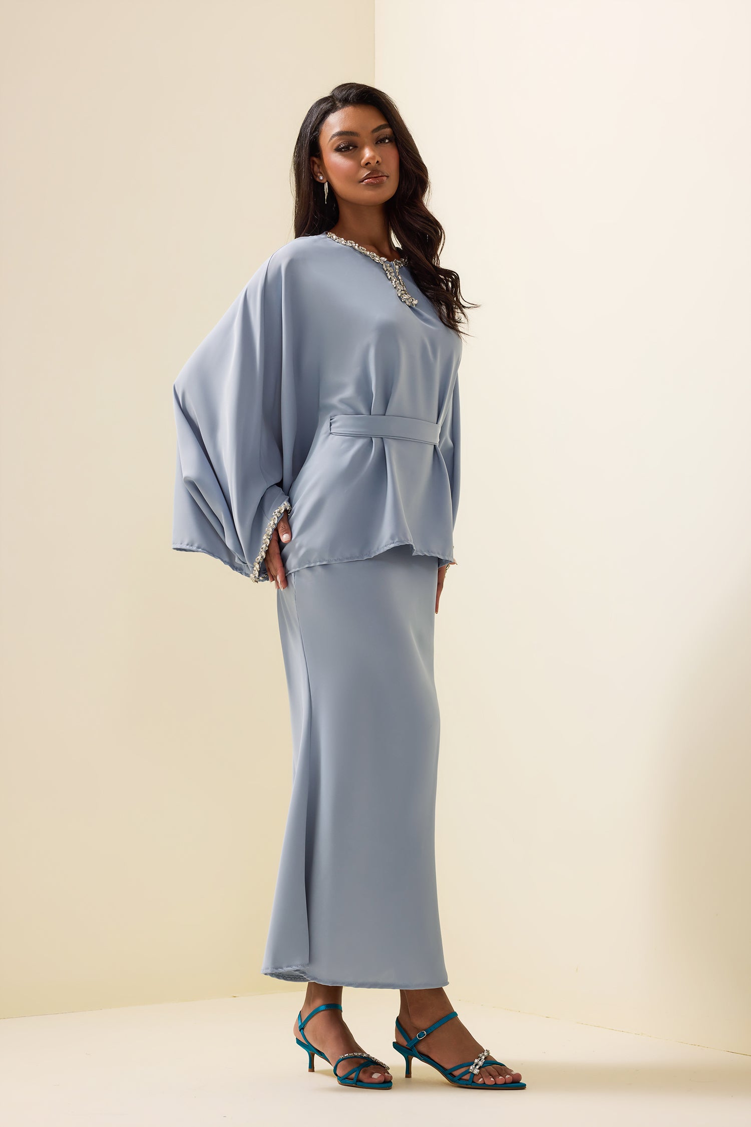 Rhinestone Solid Top ＆ Midi Skirt Set