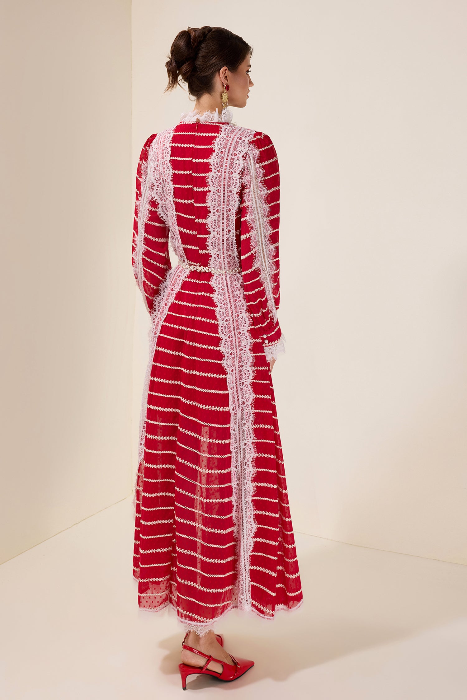 Lace Splicing Embroidered Long Sleeve Maxi Dress With Belt