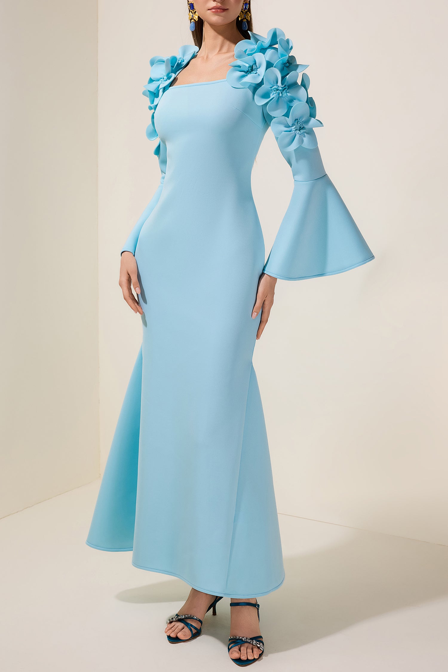 3D Flower Square Collar Bell Sleeve Maxi Dress