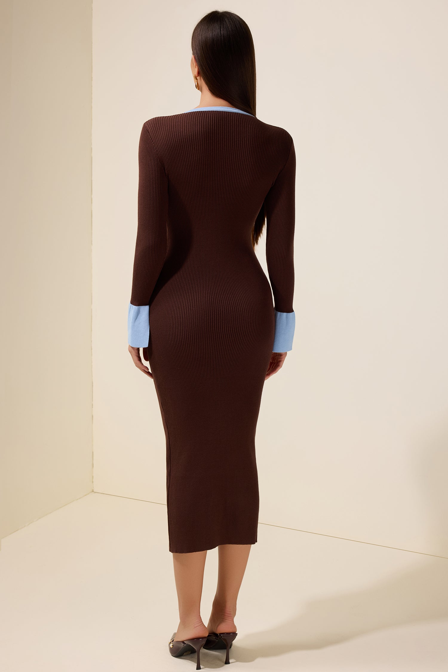 Knit Contrast Color Bell Sleeve Midi Dress
