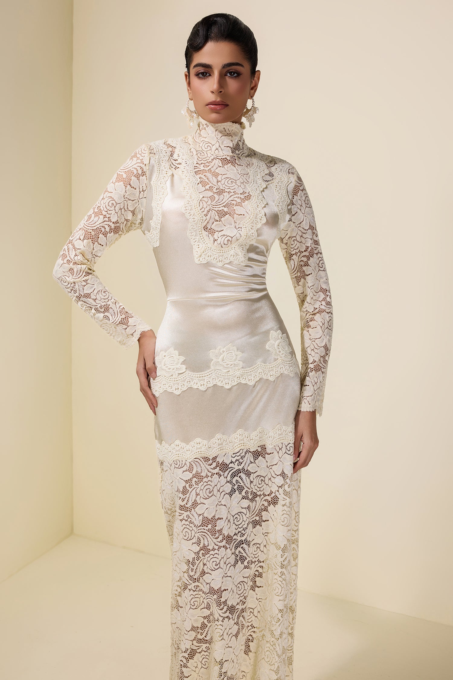 Lace Splicing Satin High Neck Maxi Dress