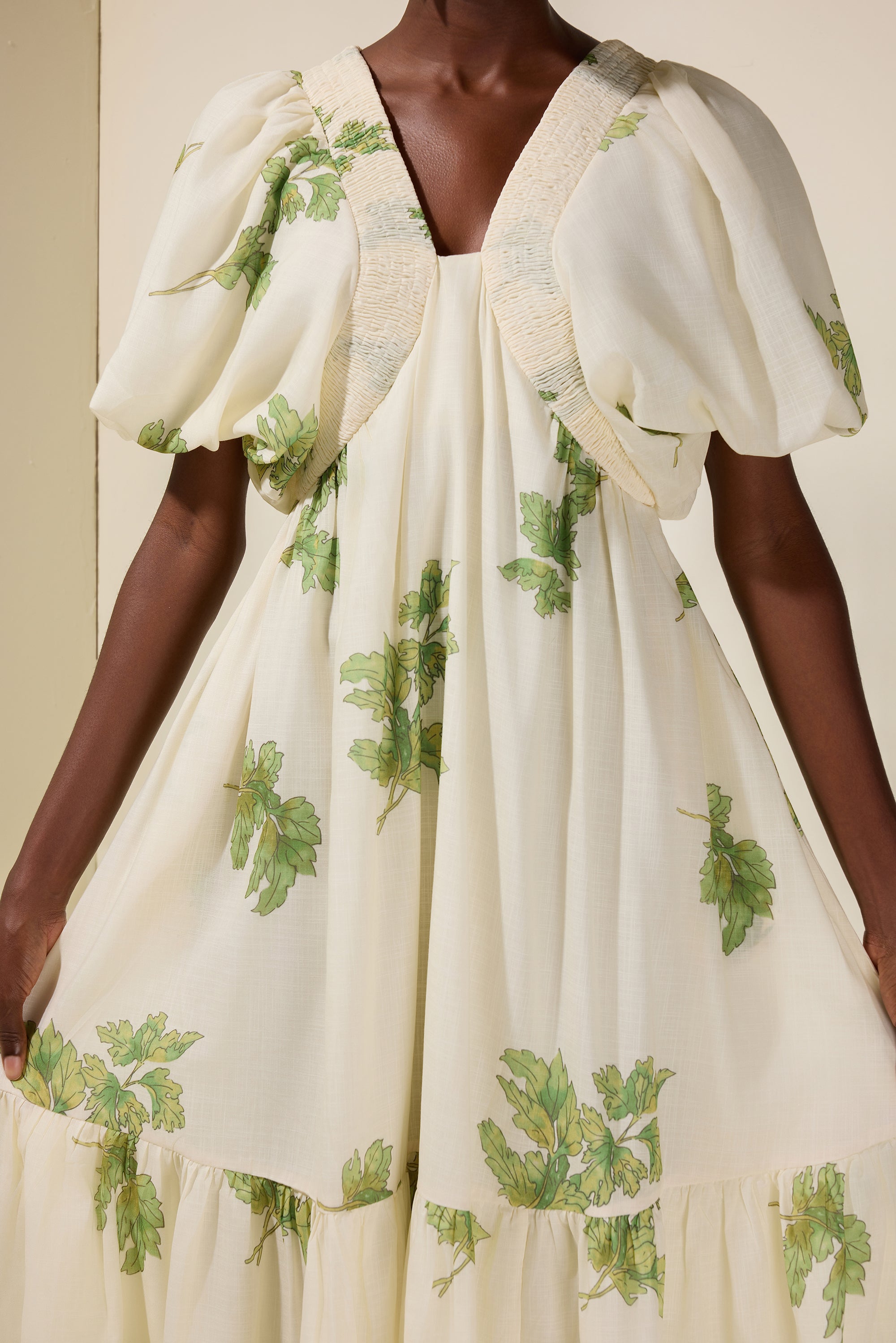 Botanical Print Smocking Puff Sleeve Midi Dress