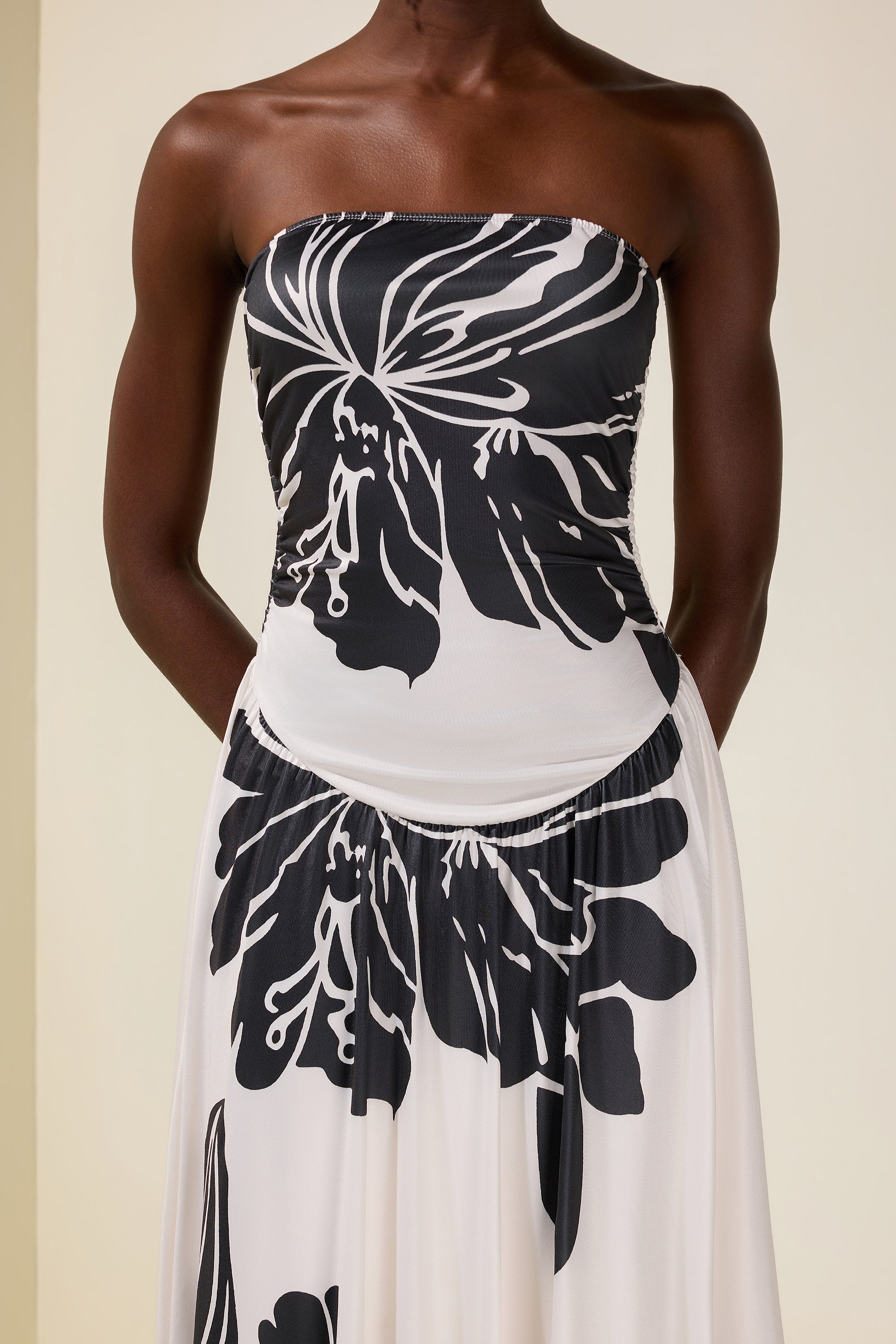 Floral Contrast Color Smocking Midi Dress