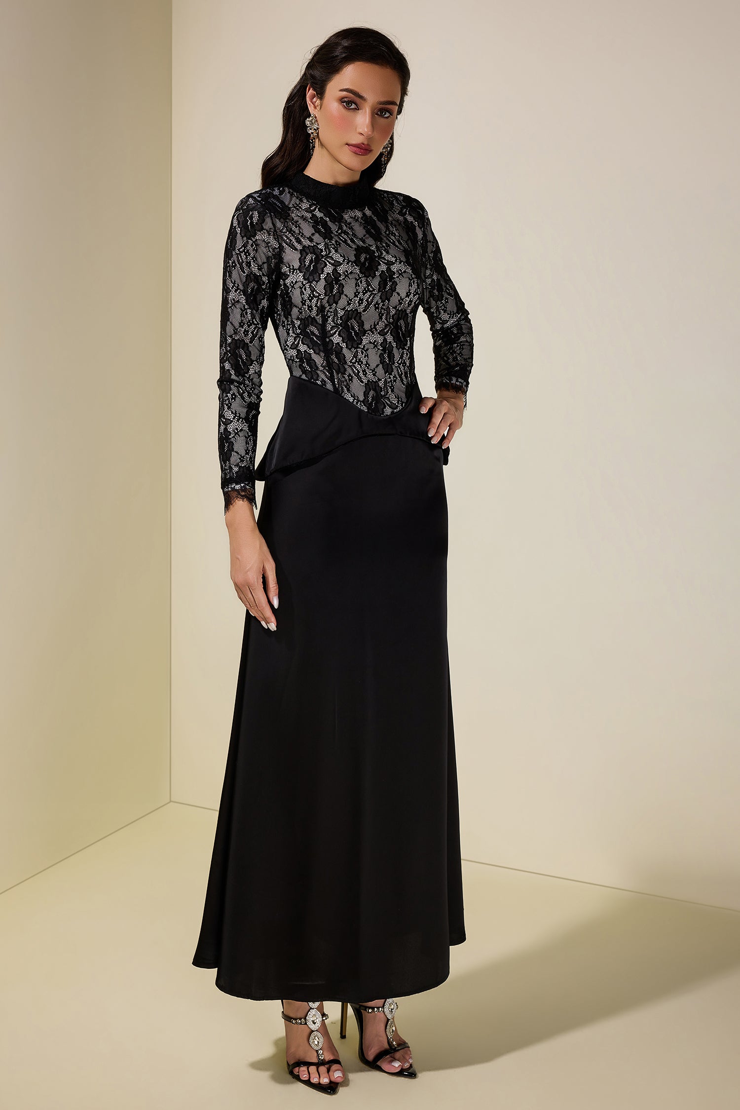 Satin Splicing Lace Long Sleeve Maxi Dress