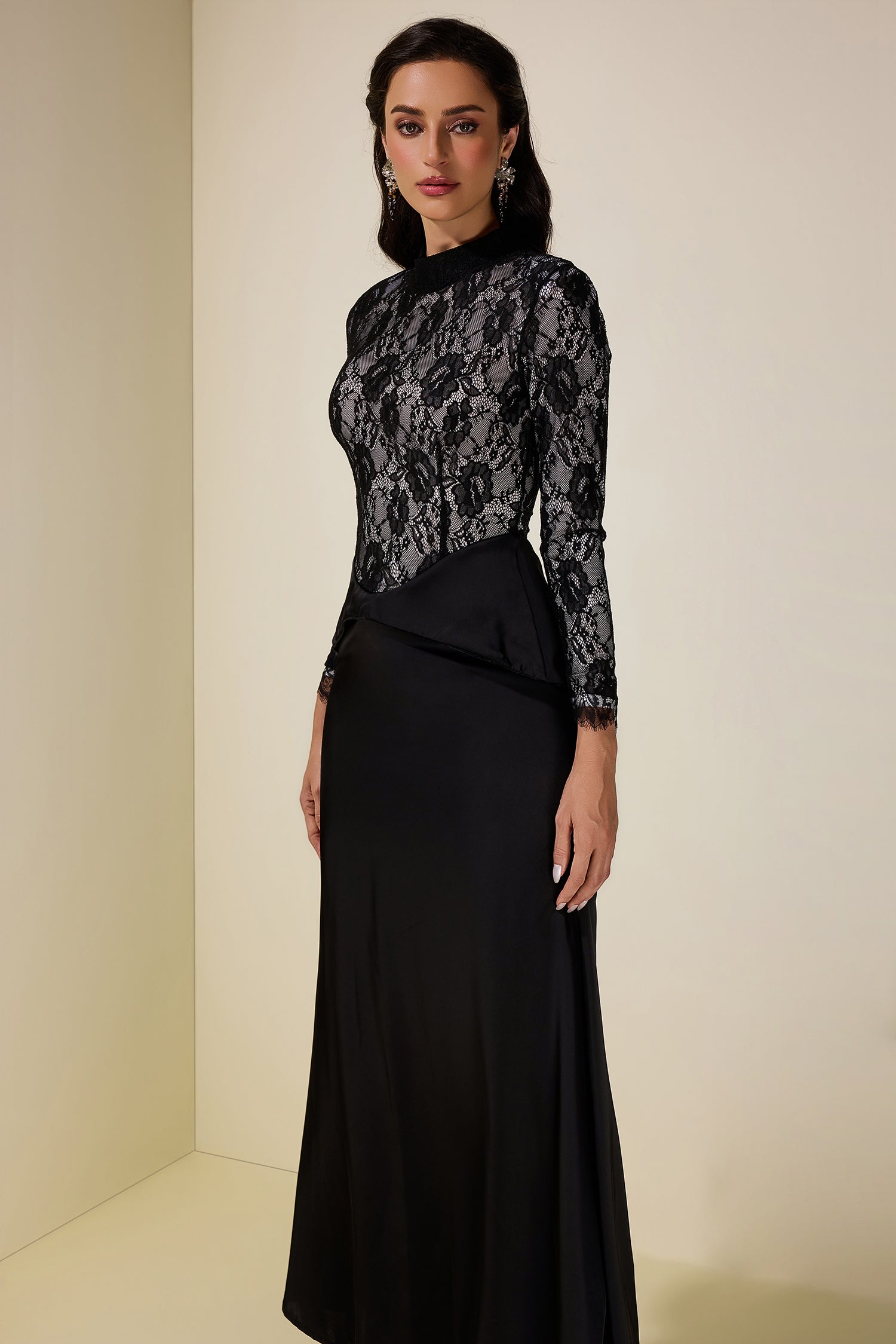 Satin Splicing Lace Long Sleeve Maxi Dress