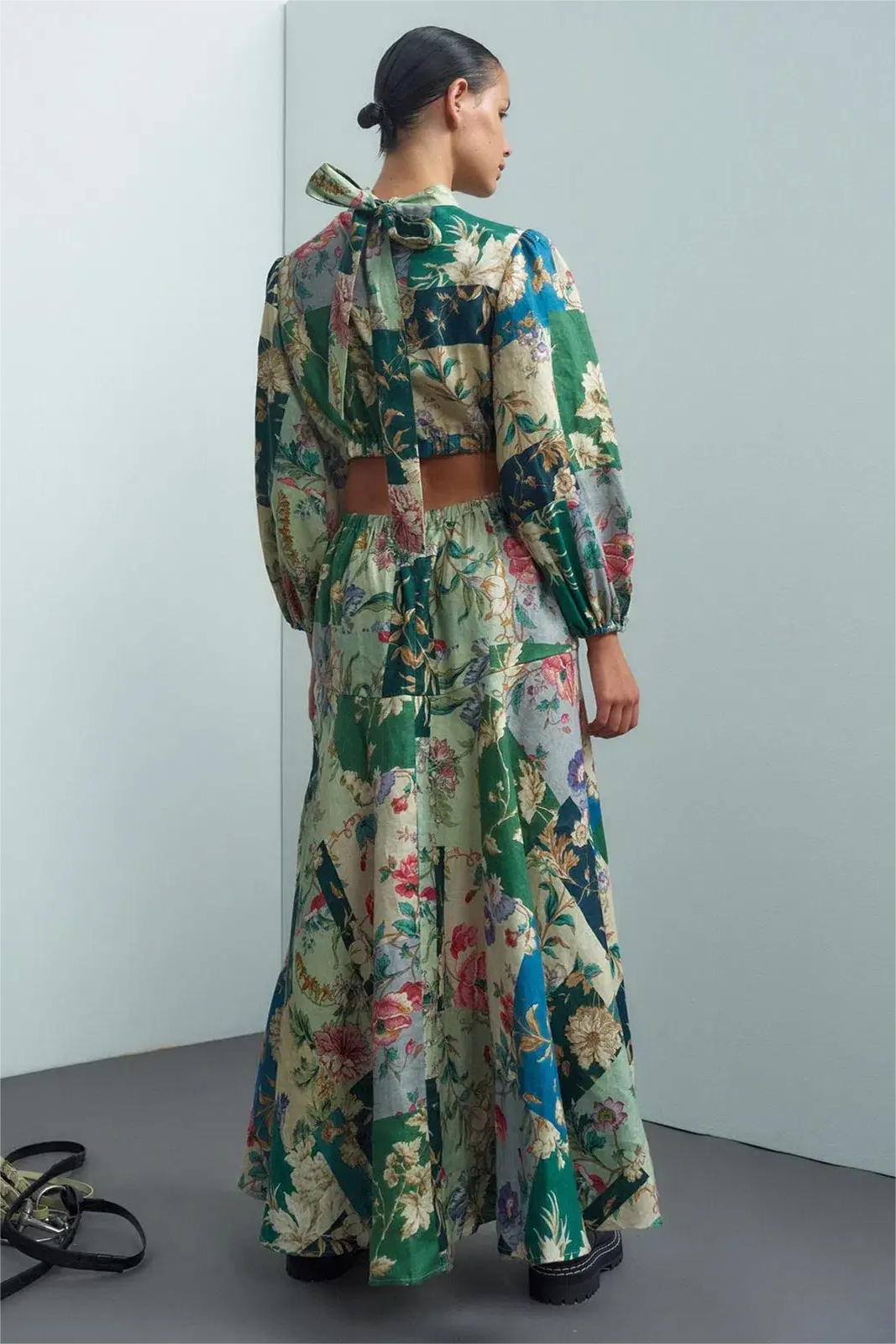 Floral Lace Up Lantern Sleeve Midi Dress