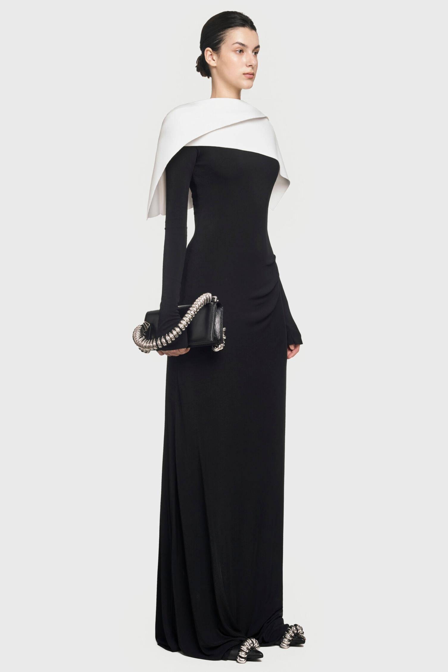 Jersey Contrast Color Long Sleeve Midi Dress With Cape