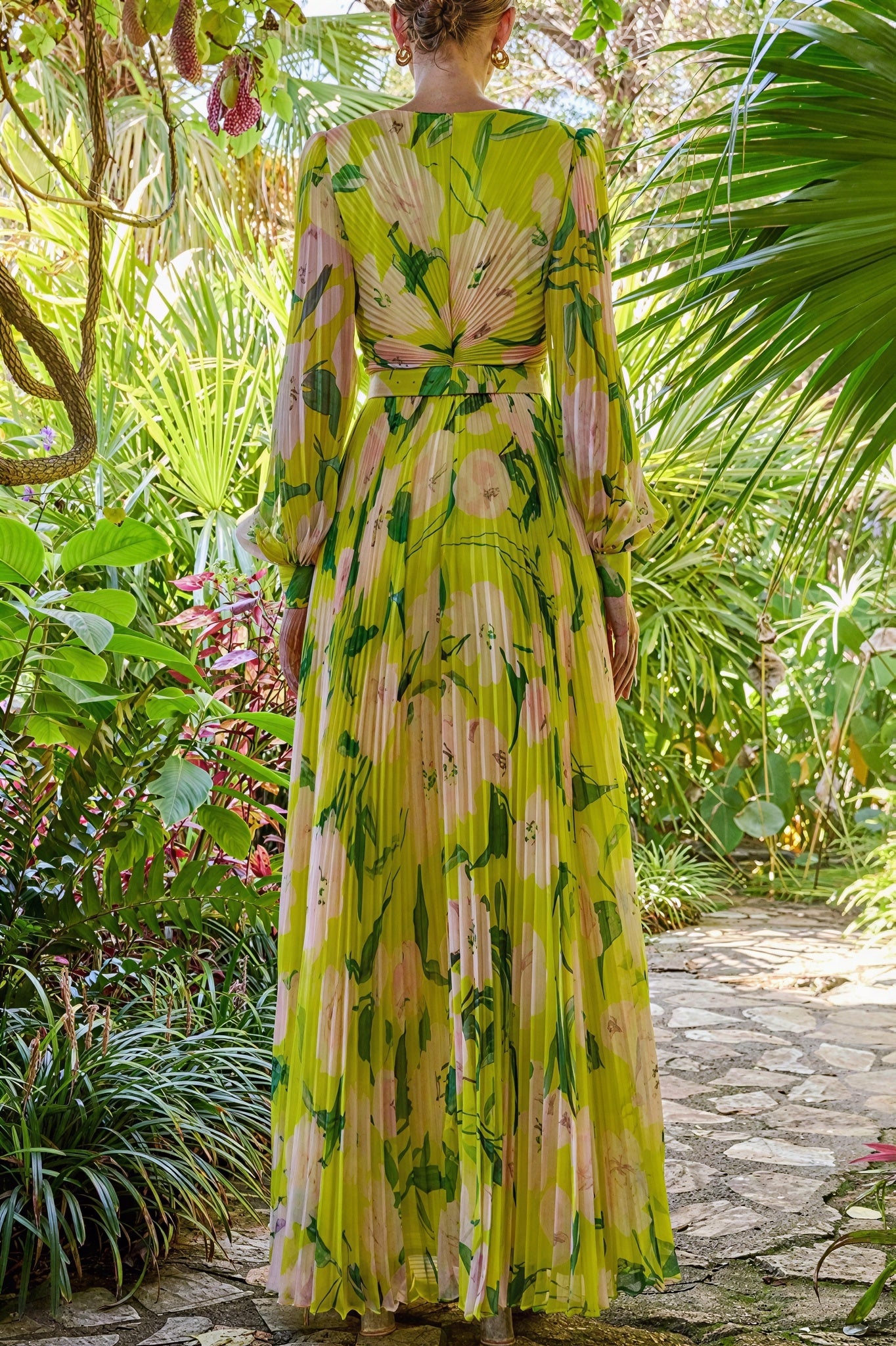 Floral V-Neck Pleated Midi Dress With Belt
