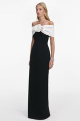 Contrast Color Off-Shoulder 3D Flower Maxi Dress